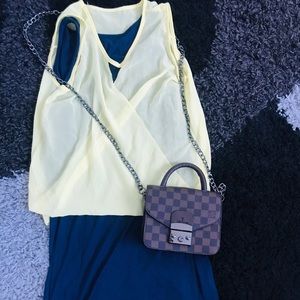 Really cute navy blue dress with removable top